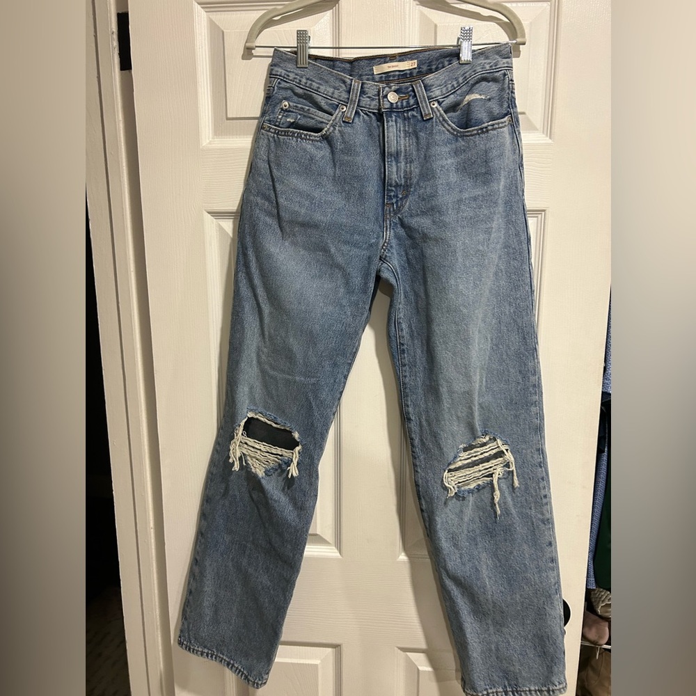 Levi’s ‘94 baggy jeans